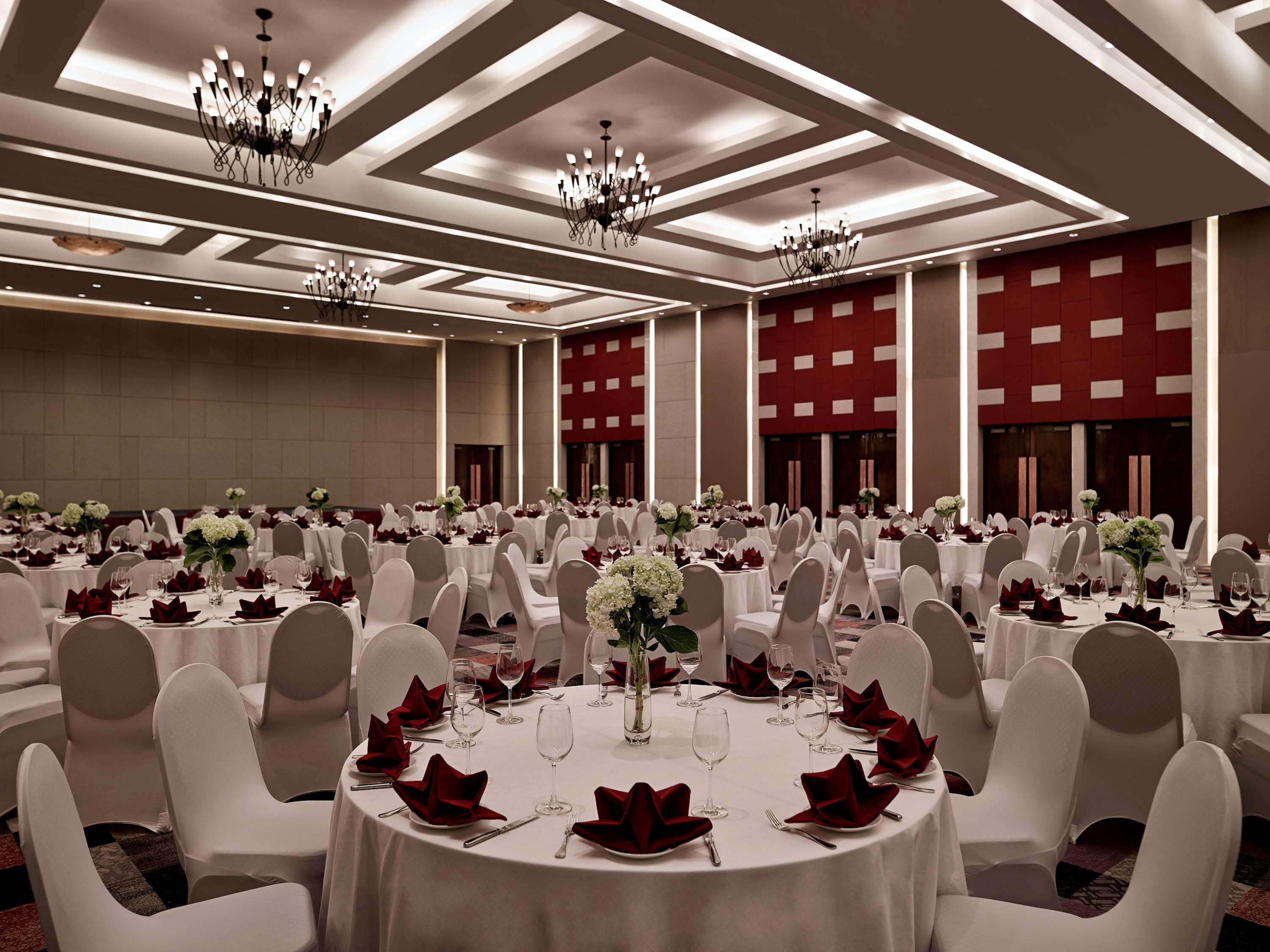 Pullman Hanoi Exterior photo