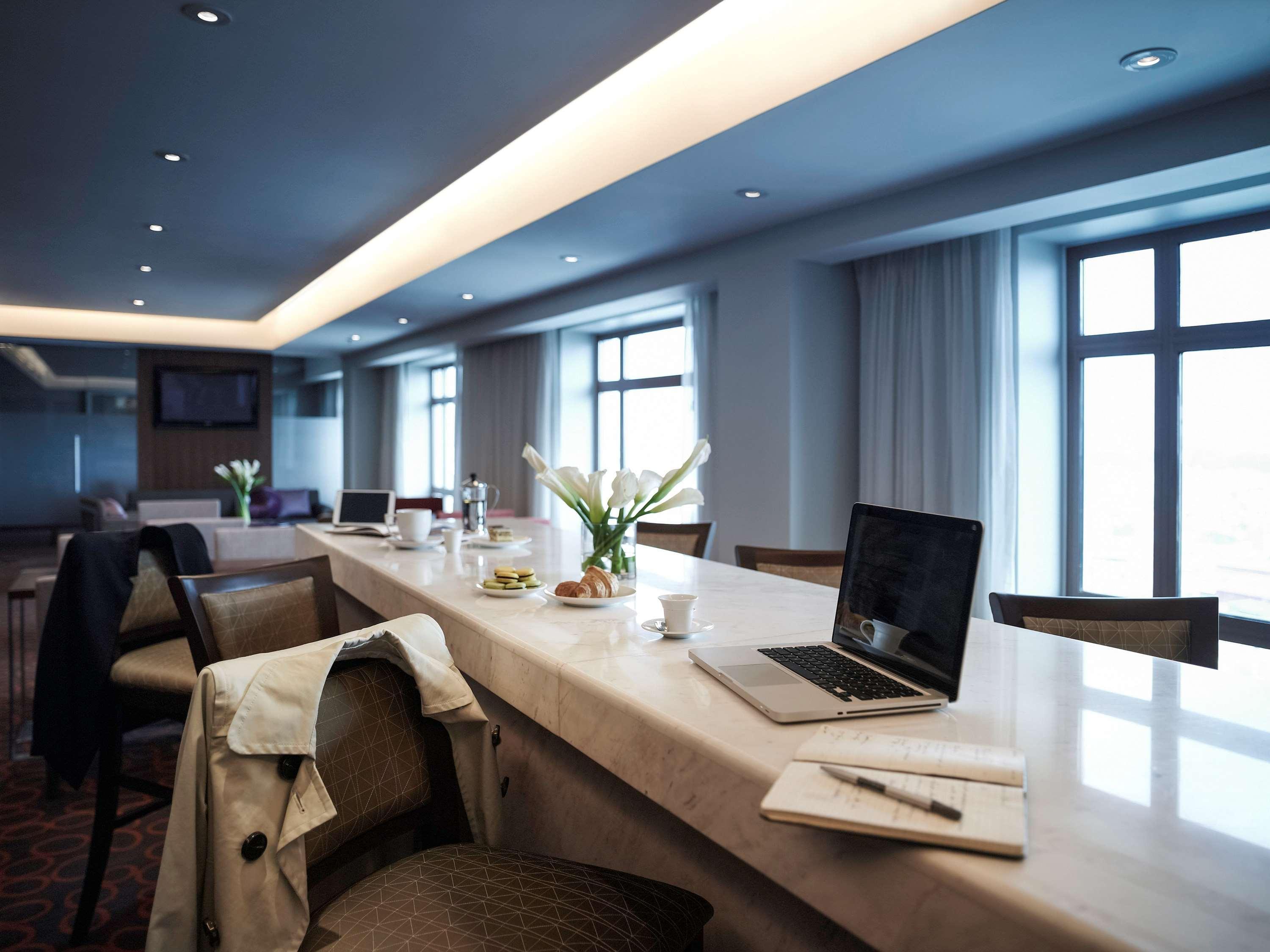 Pullman Hanoi Exterior photo